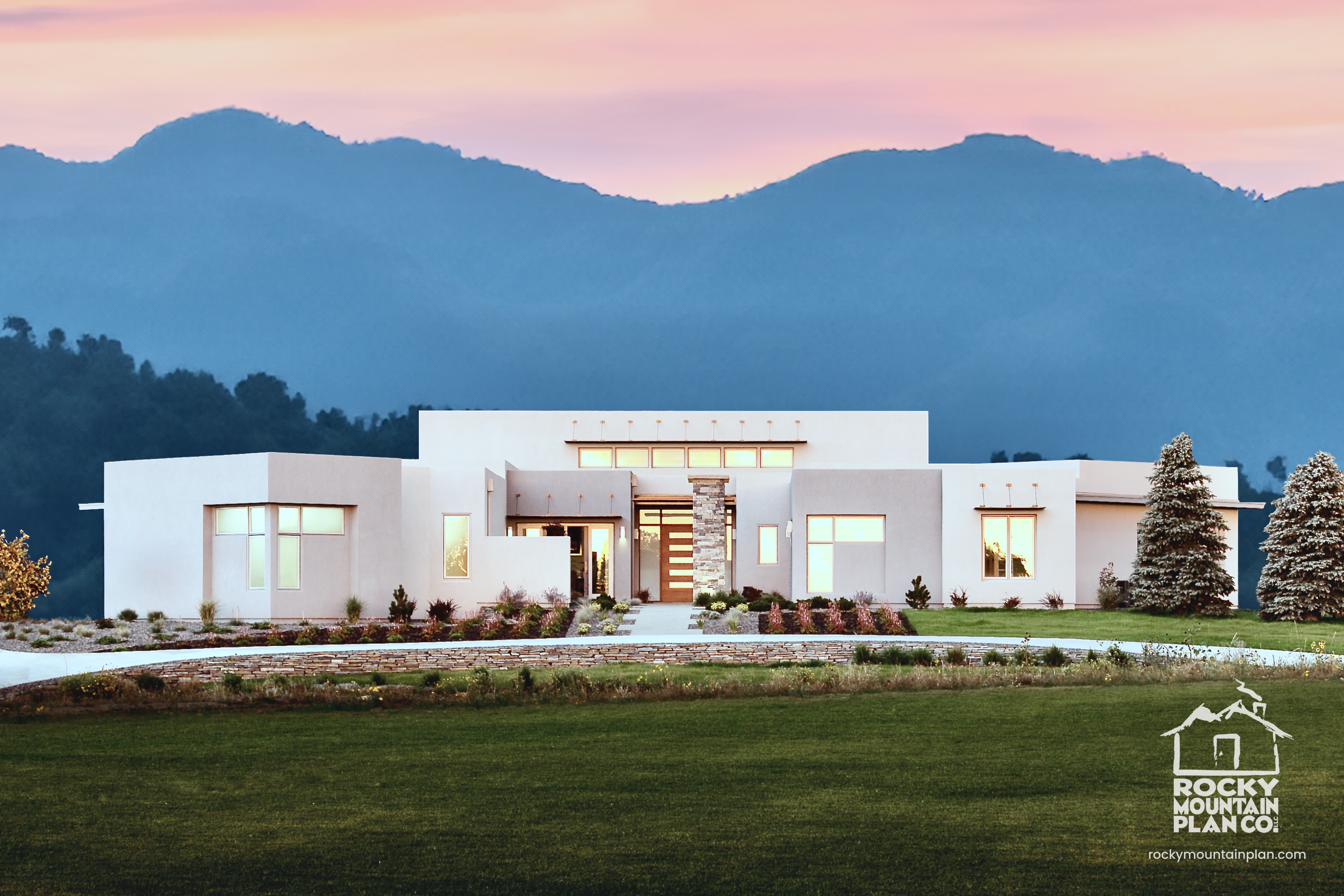 Desert Modern house with flat roof, stucco exterior, and shaded courtyard — perfect for warm climates and Southwest-inspired living.